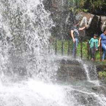 cheeyapara-waterfalls-munnar
